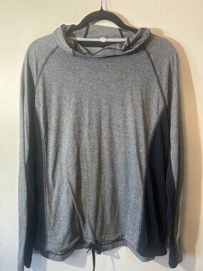 Gray Hooded lightweight pullover longsleeve
